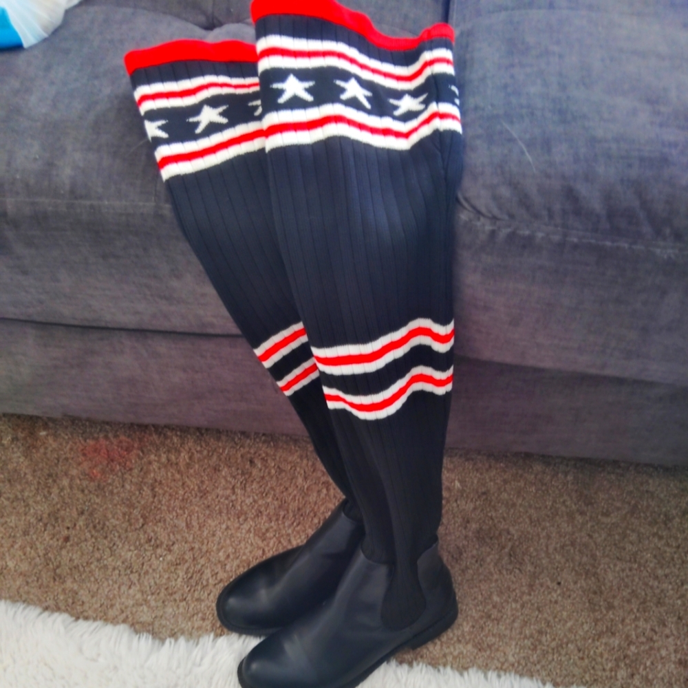 Givenchy Size 6/1/2 Slightly Used